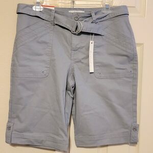 NEW Gloria Vanderbilt Grey Bermuda Shorts with Belt - Size 8 - LOWEST PRICE